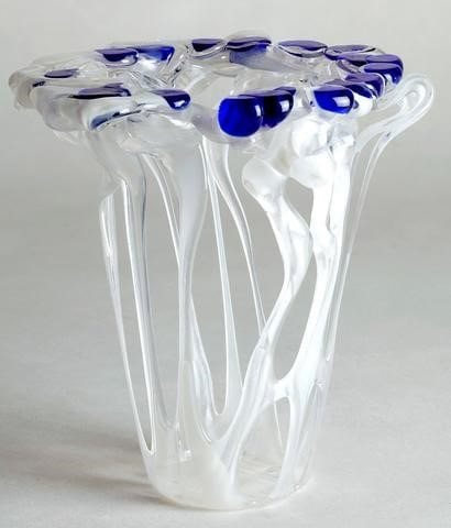 The “Glass Fountain Vase” evokes the sound of cool running water.